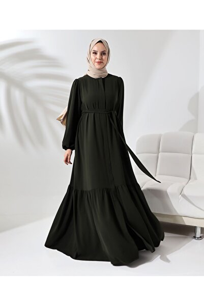 Berel Moda تنورة مطاطية بأكمام بالونية وكشكشة من الكريب Sevde Ferace Khaki