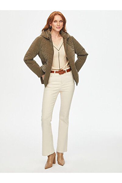 Faik Sönmez Trok Cepli Kadife Görünümlü Kapüşonlu Kapitone Mont 69435