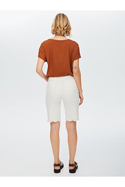 Faik Sönmez Paçası Kroşe Dantel Garnili Jean Şort 68479