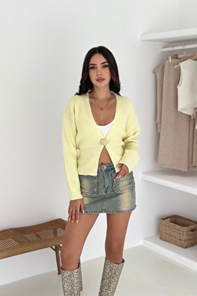 Noi Belis Cardigan tricotat cu textura moale cu nasturi mari AW25HI0002