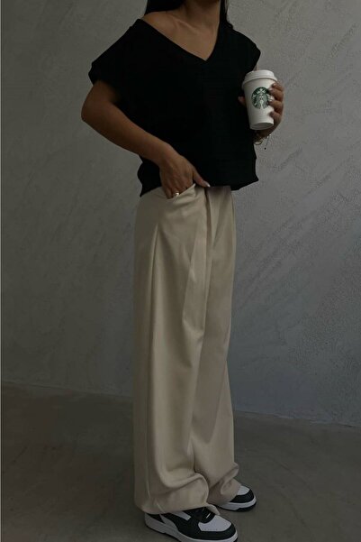 lovebox Жіночий V-подібний безрукавний чорний светр 11526