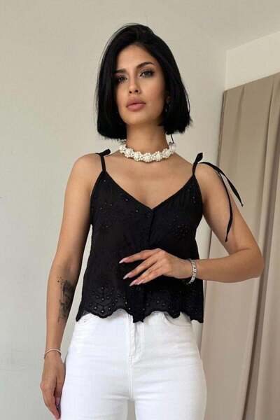 Butik Μαύρη μπλούζα με κορδόνια