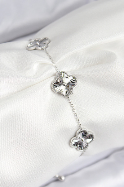 Lisinya Vip Brass Clover Model Silver Color Women's Bracelet - Tygoo