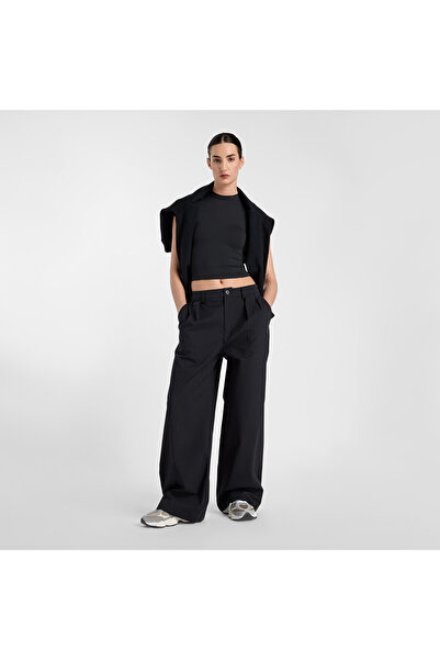 New Balance WT51126 Siyah Kadın Tişört