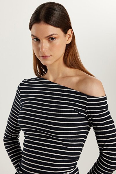 Tudors Bluză cu guler asimetric cu dungi pentru femei