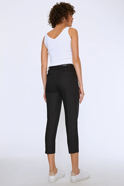 Quzu Women's Black Belted Carrot Pants Trousers 20K70651-Black