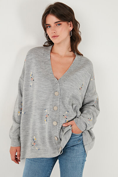 Lela Flower Embroidered Oversize Fit V-Neck Buttoned Cardigan Cardigan 4616191