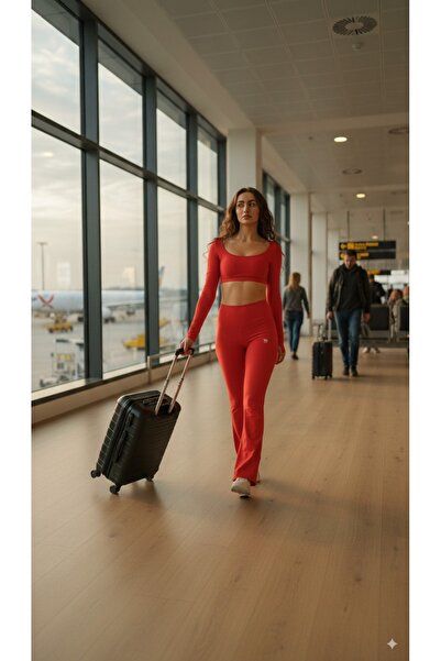 Keep Risen Women's Leggings with Flared Leg Recovery Effect Red