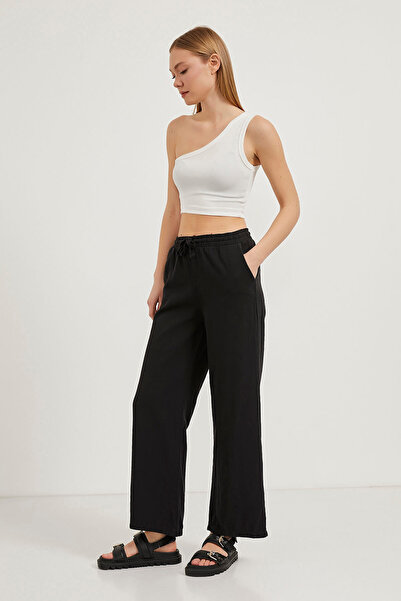 Arma Life Women's Textured Elastic Waist Black Palazzo Trousers