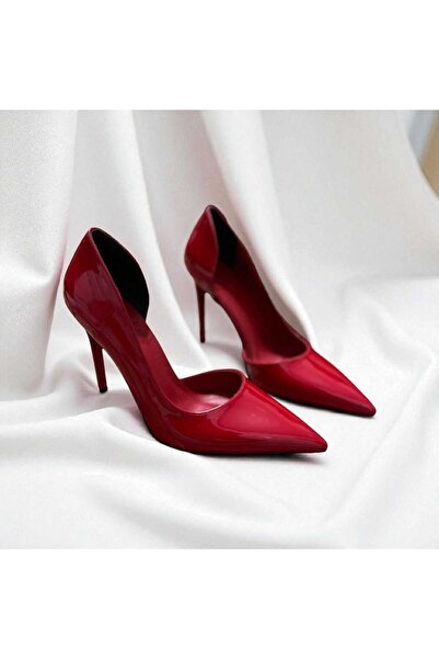 C Bulut Collection İvoria Kırmızı Rugan Asimetrik Kadın Topuklu Ayakkabı