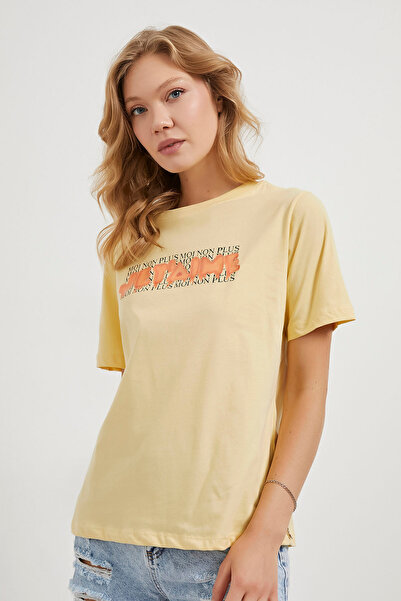 Arma Life Γυναικείο μπλουζάκι με στάμπα με λαιμόκοψη και κίτρινο χαλαρό μπλου...