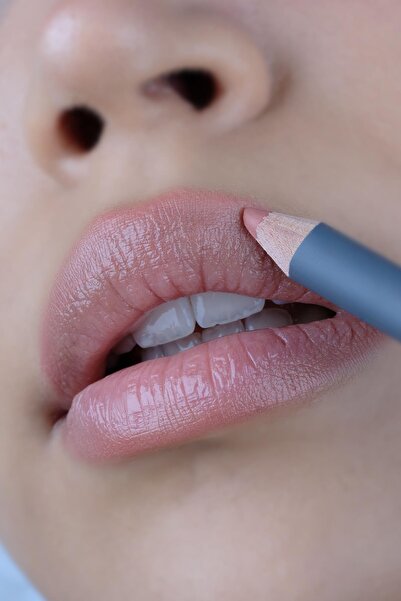 Alix Avien Uzun Süre Kalıcı Dağılma Yapmayan Nemlendirici Dudak Kalemi - Lipliner Pencil 04 Salmon