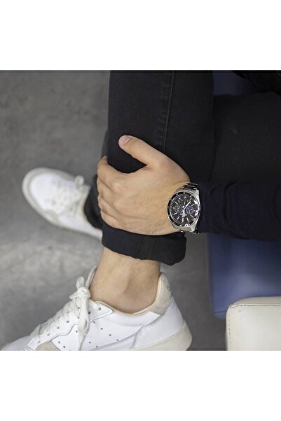 Casio Efv-590d-1avudf Erkek Kol Saati