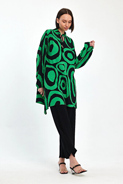 bacc Σετ παντελονιών και τουνίκ με πράσινο γεωμετρικό σχέδιο σε μεγάλο μέγεθος - Άνετη εφαρμογή BCVL- 241017