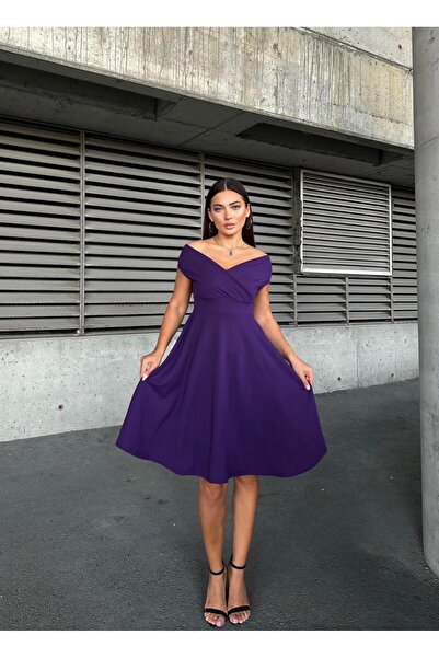 Moda MiraGül Rochie mov cu decolteu barcă, lungime midi 583259