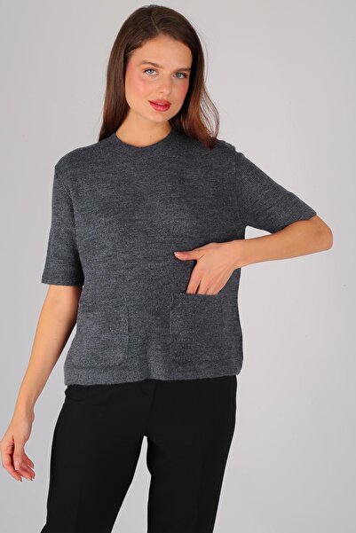 FACETTE Women's Anthracite Short Sleeve Pocket Detail Sweater