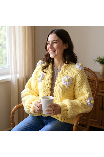 Zuviel Deco Handmade Handmade Butter Yellow Floral Chunky Puffy Cardigan