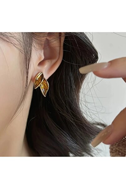 Goche New Women's Gold Color Leaf Vintage Earrings - Modern Design Earrings with Red Stones