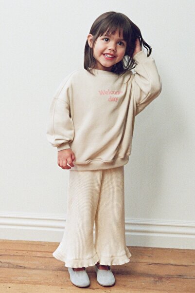 Pinkitokids Wellcome Day Girl's Sweatshirt and Trousers Set
