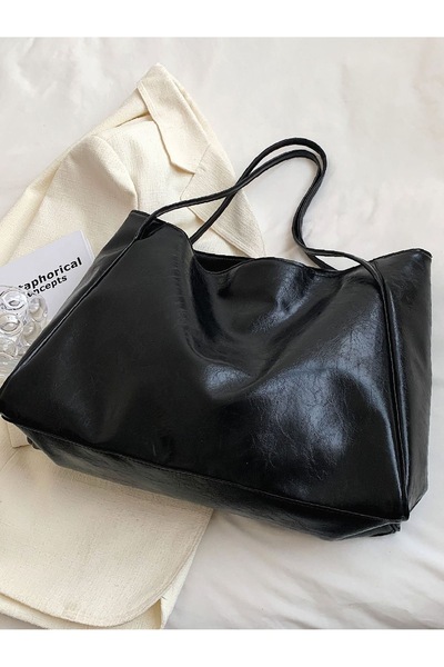 Mojeva Nancy Black Retro Model Μια ποιοτική εισαγόμενη γυναικεία τσάντα ώμου μεγάλου μεγέθους