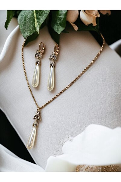 FAYRA ACCESSORIES Zircon Stone Long Water Drop Pearl Necklace and Earring Set