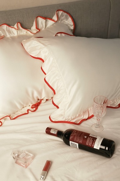 GÖRMEZ TEKSTİL Saf Cotton Double Red Overlock Decorative Stitched Ecru