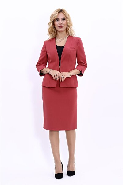 ÖNDER ÖZSOY V Yaka Boydan Kuplu Kısa Ceket & Düz Dar Etek-Kiremit