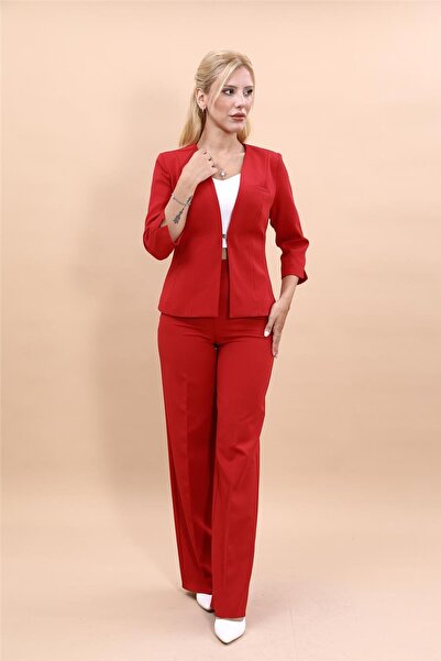 ÖNDER ÖZSOY V Yaka Boydan Kuplu Kısa Ceket & Bol Paça Pantolon-Kırmızı