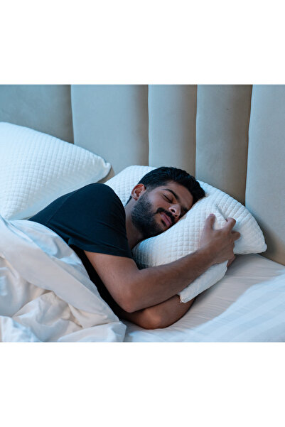 Rheef Cooling Pillow with Segmented Foam