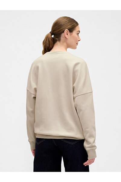 GAP Kadın Krem Oversized Grafik Sweatshirt