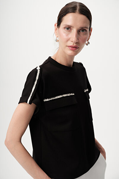 Allyco Μαύρο πλεκτό μπλουζάκι με λεπτομέρεια ρίγες και τσέπες