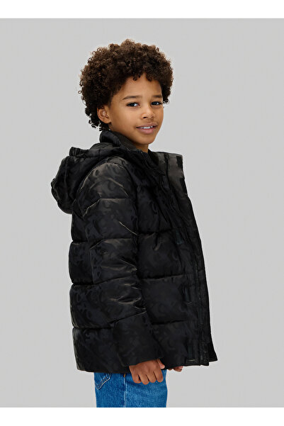 Calvin Klein Siyah Erkek Çocuk Şişme Mont IB0IB02570BEH