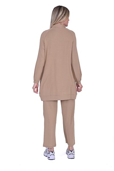 Invee Zippered tracksuit set camel