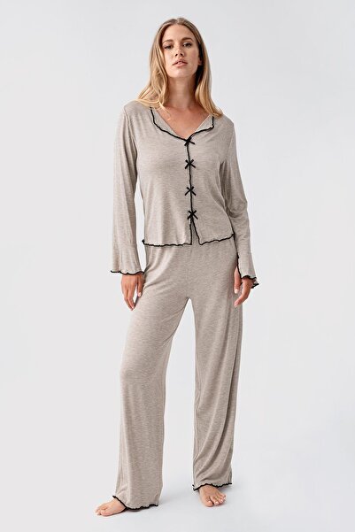 Artış Σετ πιτζάμες με μακρυμάνικο φιόγκο με λεπτομέρεια από ελαστικό βισκόζη