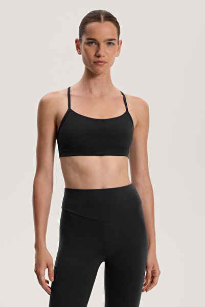 Oysho Comfortlux Sports Bra with Cups Light Support