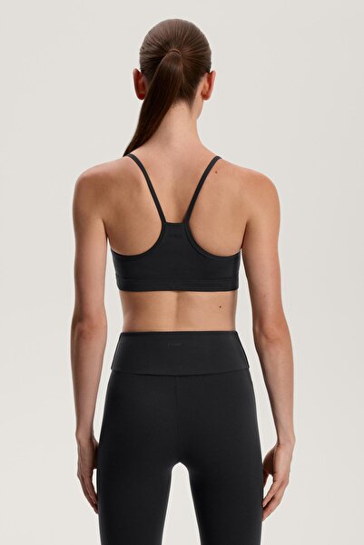 Oysho Comfortlux Sports Bra with Cups Light Support
