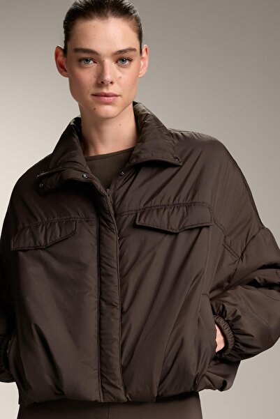 Oysho سترة بالون FELLEX® AEROGEL المقاومة للماء