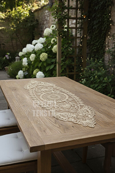 Çt Çeyizci Tekstil Runner unic cu detaliu din dantelă franceză, Runner pe mas...