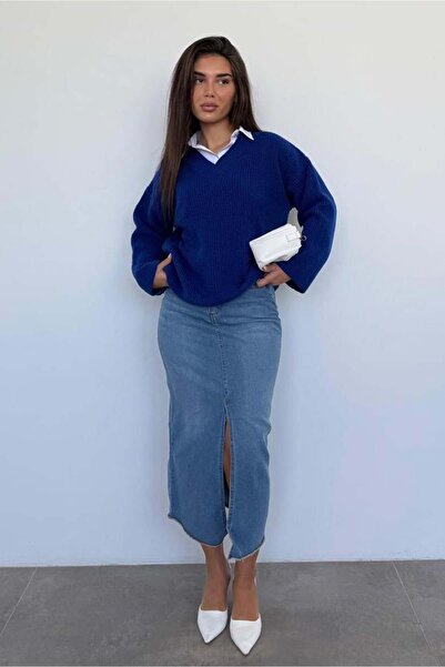 Madmext Pulover de damă Saks cu decolteu în V Mg2501