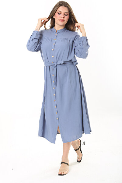 Şans Жіноча сукня плюс розмір синя на ґудзиках з довгим розкльошеним платтям 65N37882