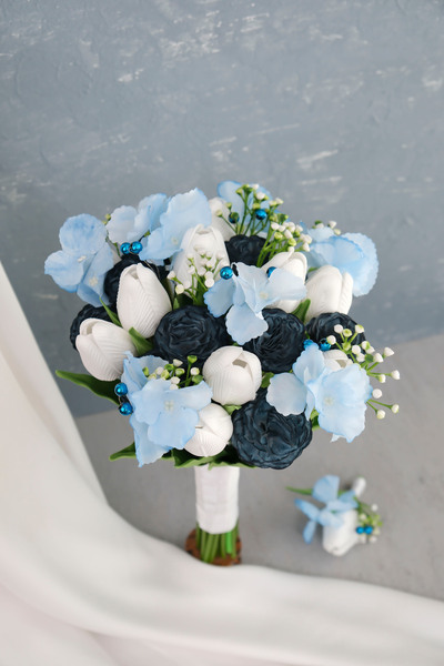 Uğur Gelin Buketi Islak Lale Gül Mavi Lacivert Gelin Çiçeği