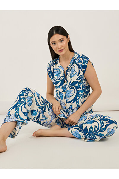 Styli All Over Floral Print Viscose Shirt and Pyjama Set