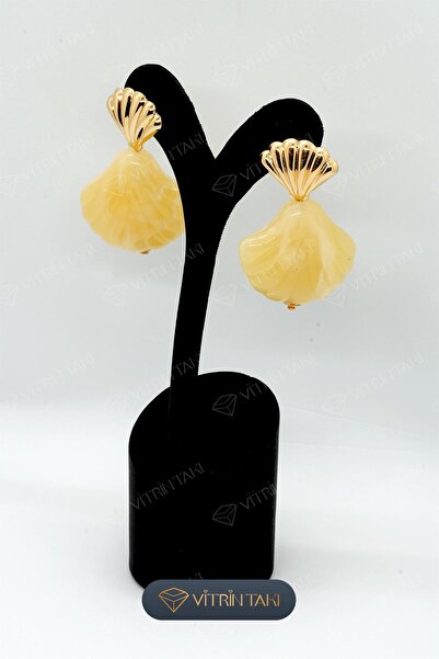 Çelik İstiridye Figürlü Altın Renk Küpe