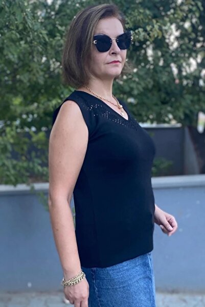 Mia Butik Women's Lina Black Mercerized Sleeveless Blouse