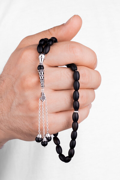 So CHIC... Rozariu din argint placat cu aur alb de 18 carate cu piatră de onix