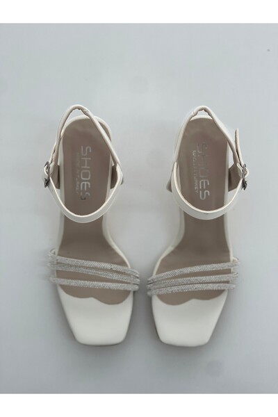 leopar by çetinay White Sparkle: White Skin Women's Transparent Heeled Shoes with Stone Detail