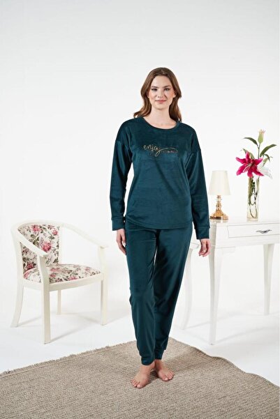 Estiva Women's Winter Velvet Pajama Set