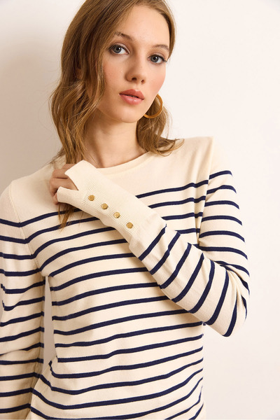 Olalook Women's Ecru Striped Viscose Knitwear Blouse with Cuff Button Detail Blz-19003102
