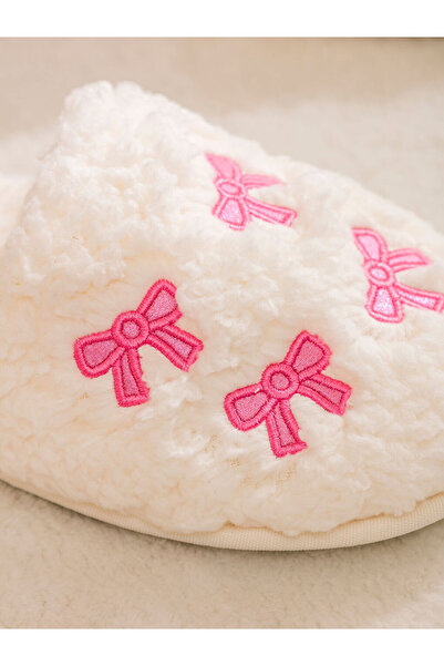 LC Waikiki Alegeri strălucitoare de la Shining Store |   Papuci de casă pentru femei din pluș brodat