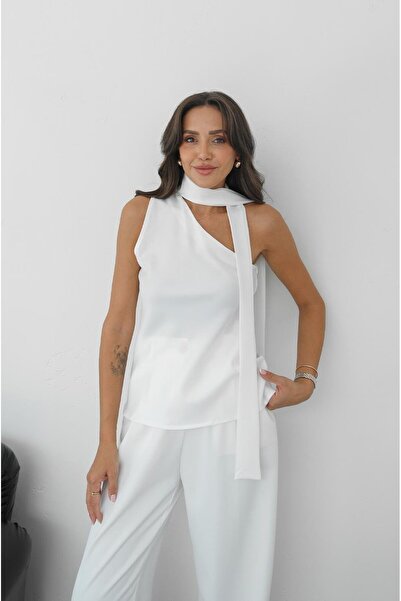 Havoş White Neck Shawl Detailed Blouse